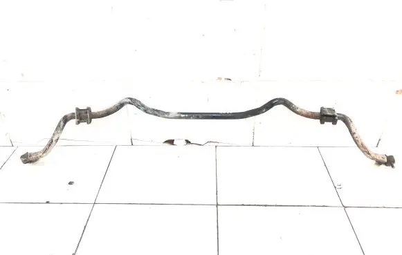 Subaru Legacy Front anti-roll bar/sway bar D813