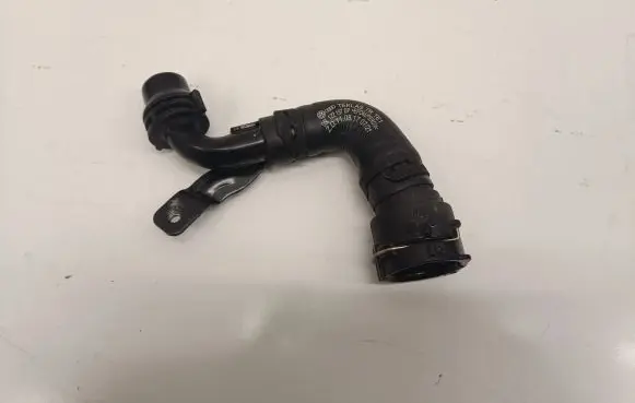 Audi A4 S4 B9 8W Engine coolant pipe/hose 05L122157BP