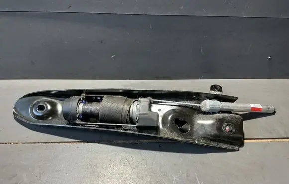Volvo XC90 Front seatbelt 8093RH