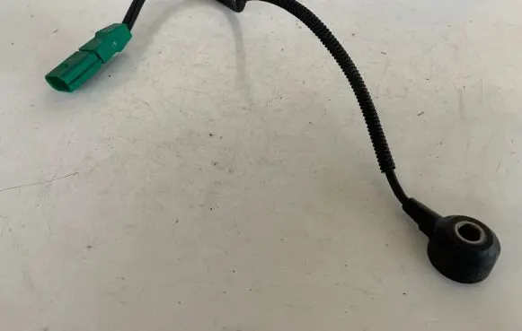 Detonation knock sensor