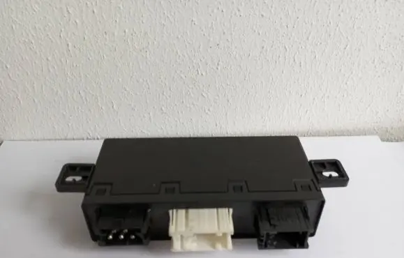 BMW 5 E39 Door control unit/module 6904247 61356904247 5DK00704816