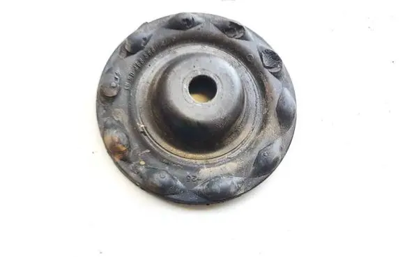 Coil spring mount