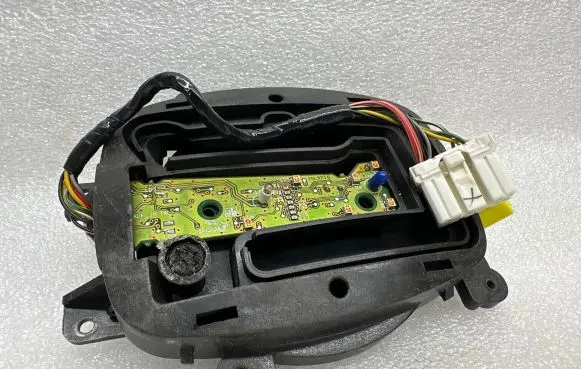 Jaguar XK8 - XKR Gear shifter/selector LJA6195BD 30D97C5