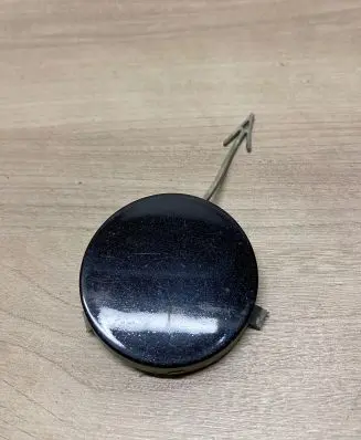 Ford Mondeo Mk III Front tow hook cap/cover 1s7117a989