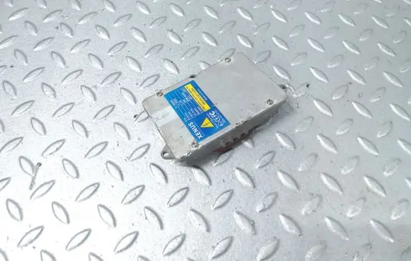 Mercedes-Benz E W211 Headlight ballast module Xenon A0028202326