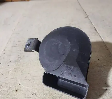 Volvo V70 Horn signal 49042