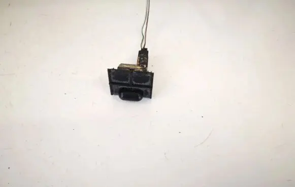 Volkswagen PASSAT B5.5 Sensor 3b0907539