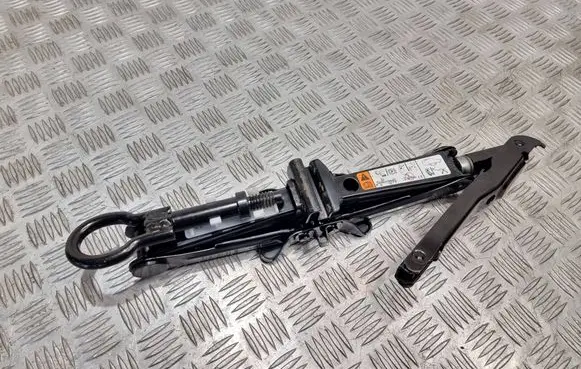 Ford Focus Tool set DCP917035AA 140115a