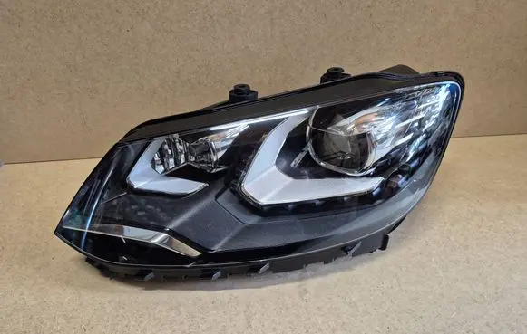 Volkswagen Sharan Headlight/headlamp 7N1941033D