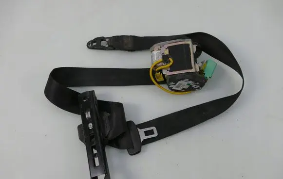 Porsche Cayenne (9PA) Front seatbelt 7L0857706E