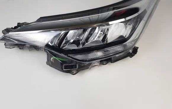 Toyota C-HR I Headlight/headlamp 81150F418000