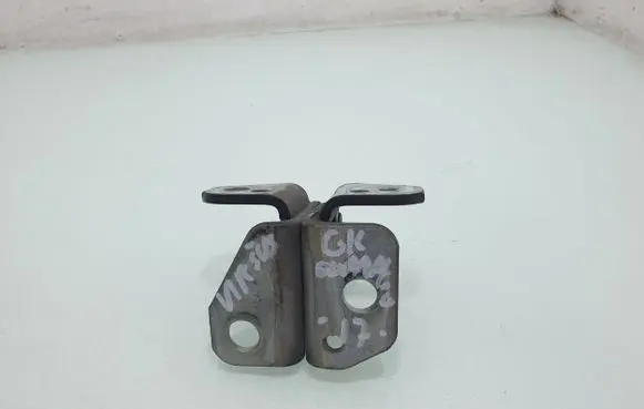 Dodge Durango III Rear door upper hinge 