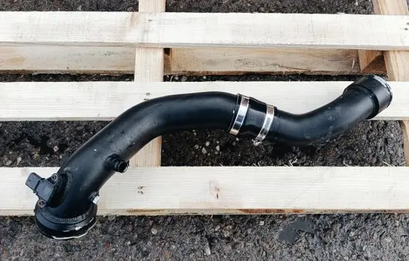 BMW 1 F20 F21 Intercooler hose/pipe