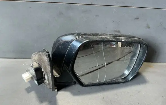 Mitsubishi Outlander Front door electric wing mirror E4012210