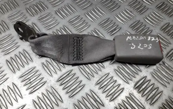 Rear seatbelt buckle