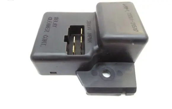 Subaru Impreza I Window wiper relay 3300120517