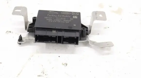 Jaguar XE Parking PDC sensor HK52-15C859-AE