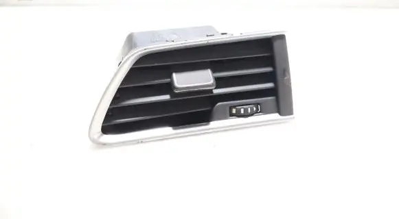 Peugeot 508 Dashboard side air vent grill/cover trim