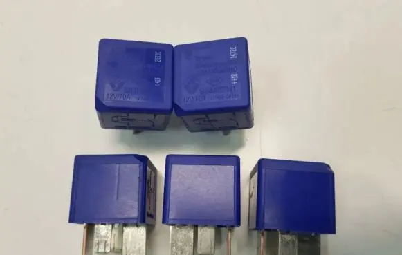 Renault Trafic III (X82) Other relay