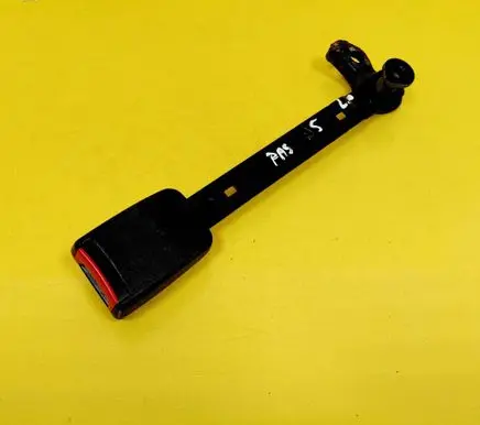 Volkswagen PASSAT B5 Front seatbelt buckle 3B0858471