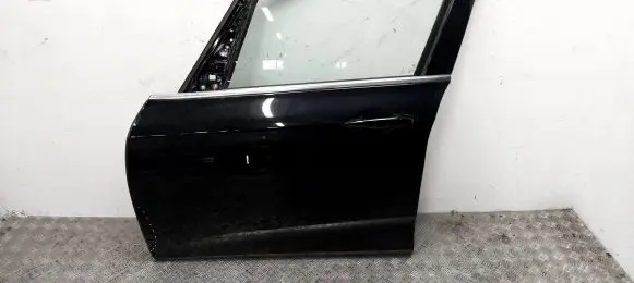 BMW 2 F46 Front door
