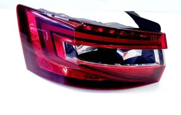 Rear/tail lights