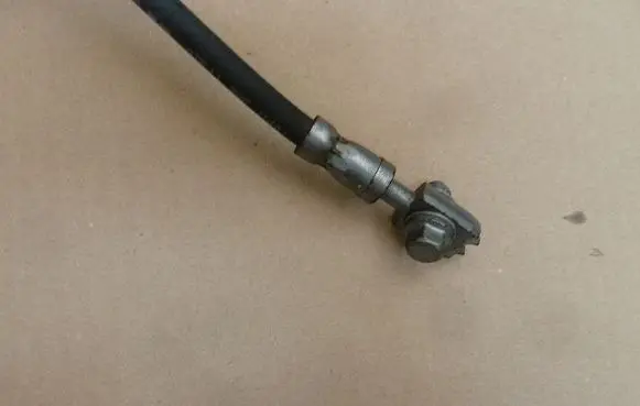 Brake vacuum hose/pipe