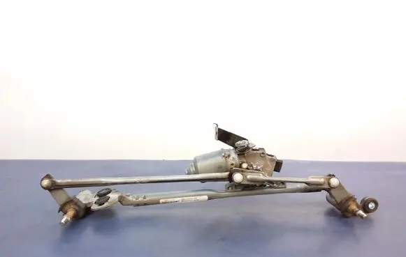 BMW X5 F15 Front wiper linkage and motor 7292653