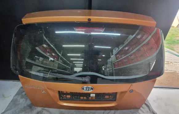 KIA Picanto Tailgate/trunk/boot lid KodLakieru03
