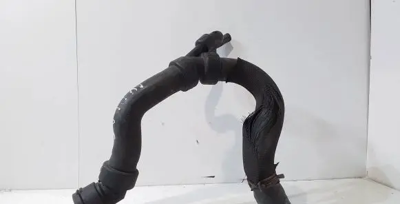 Audi A6 S6 C5 4B Engine coolant pipe/hose 4B0121101T 27112000