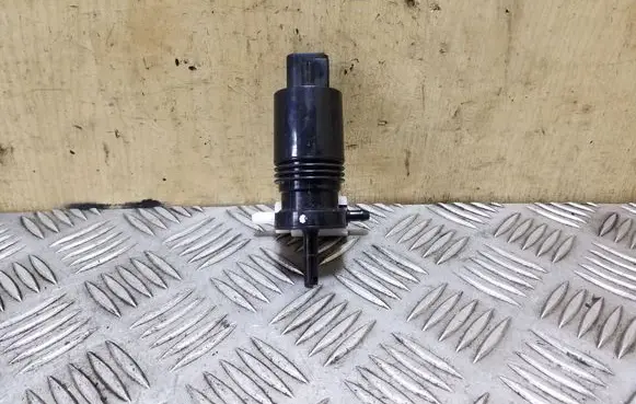 Mercedes-Benz ML W164 Windscreen/windshield washer pump
