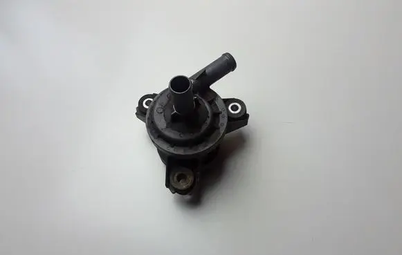 Lexus IS III XE30 Electric auxiliary coolant/water pump G904033030