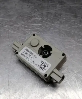 BMW 6 E63 E64 Aerial antenna amplifier 6990090