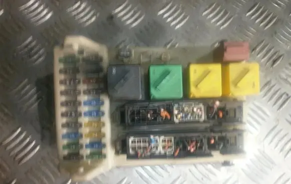 Ford Mondeo MK II Fuse box set 93bg14k150ad