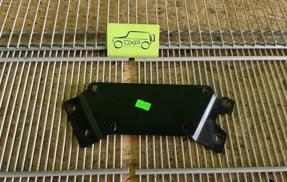 Mercedes-Benz G W461 W463 1st Gen Front door coupe exterior handle/bracket A4637221316