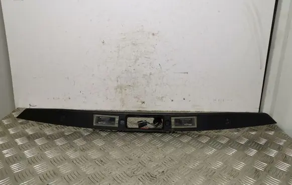 Jeep Cherokee Trunk door license plate light bar 
