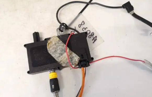 Antenna control unit