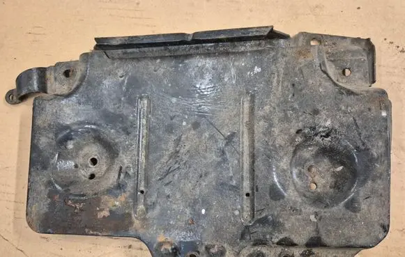 Volkswagen Golf III Battery tray 1H0971848K