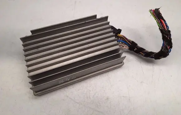 BMW 2 F22 F23 Sound amplifier 9322686 65129322686 65126841971