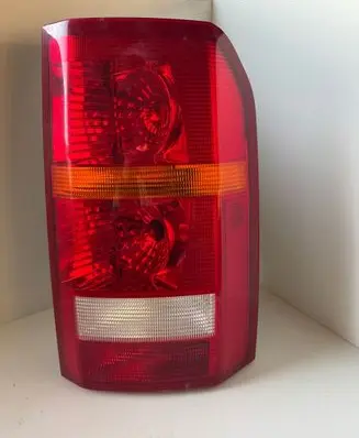 Land Rover Discovery 3 - LR3 Rear/tail lights