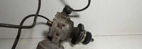 BMW 3 E30 Spark distributor 0237304024