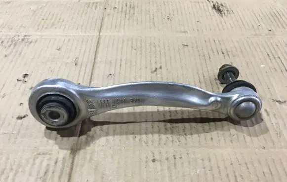 BMW X6 E71 Rear control arm 6795048