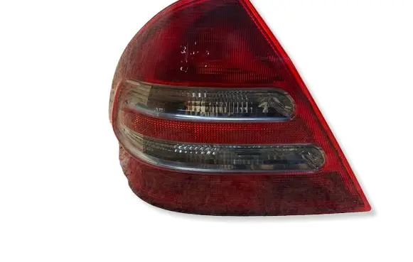Mercedes-Benz C W203 Rear/tail lights 3311L