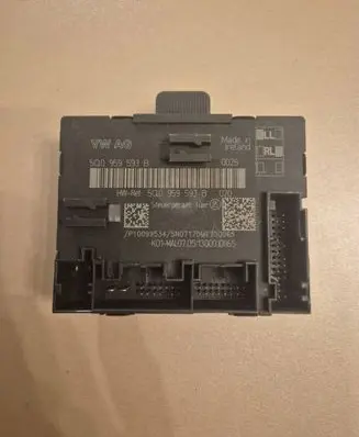 Volkswagen Touareg II Door control unit/module 4H0959792E