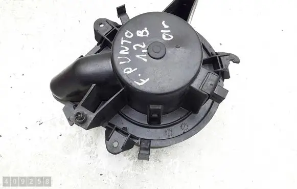 Fiat Punto (188) Heater fan/blower 141730600