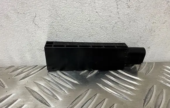 Audi A3 S3 8V Keyless system antenna 5Q0962131 5FA171669