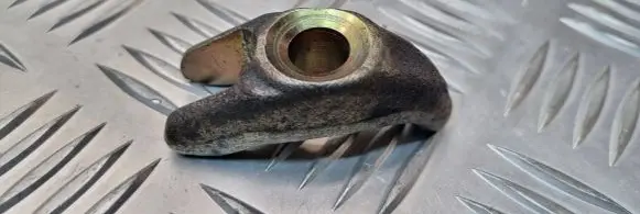 Renault Master II Fuel Injector clamp holder