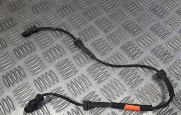 Renault Laguna II ABS brake wheel speed sensor 8200084125 10071150941