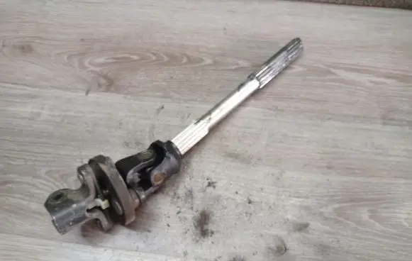 Volvo V70 Steering column universal joint