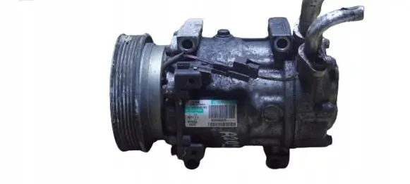 Nissan Qashqai Air conditioning (A/C) compressor (pump) 926009865R